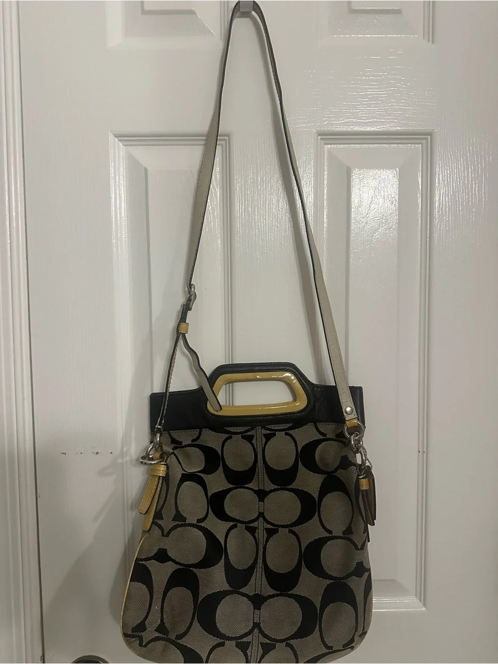 Coach Signature C Convertible Crossbody Handbag – Black/Tan